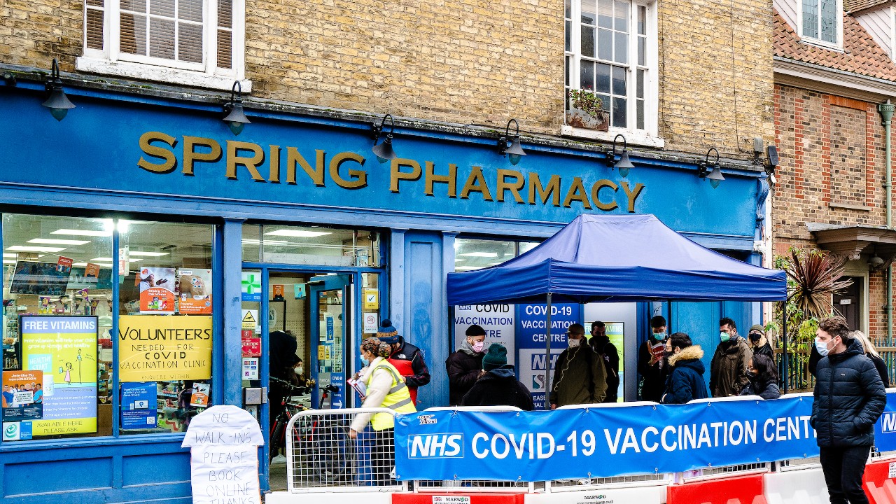 Pharmacy London 1280.jpg